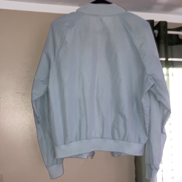 Wind Breaker (Victorias Secret) - Picture 4 of 5